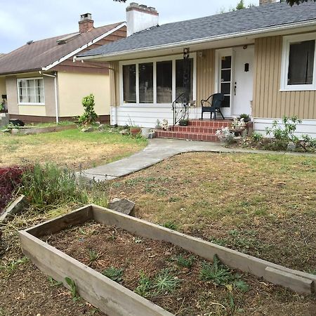 Oakridge Home バンクーバー エクステリア 写真