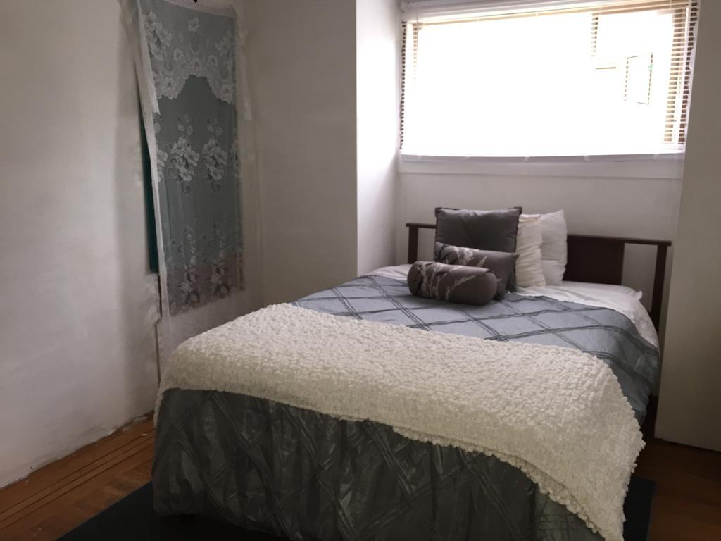 Oakridge Home バンクーバー エクステリア 写真
